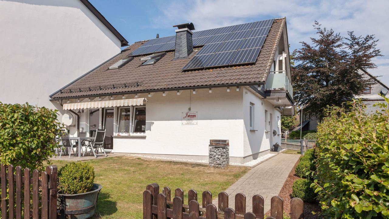 ExteriorSummer ExteriorSummer